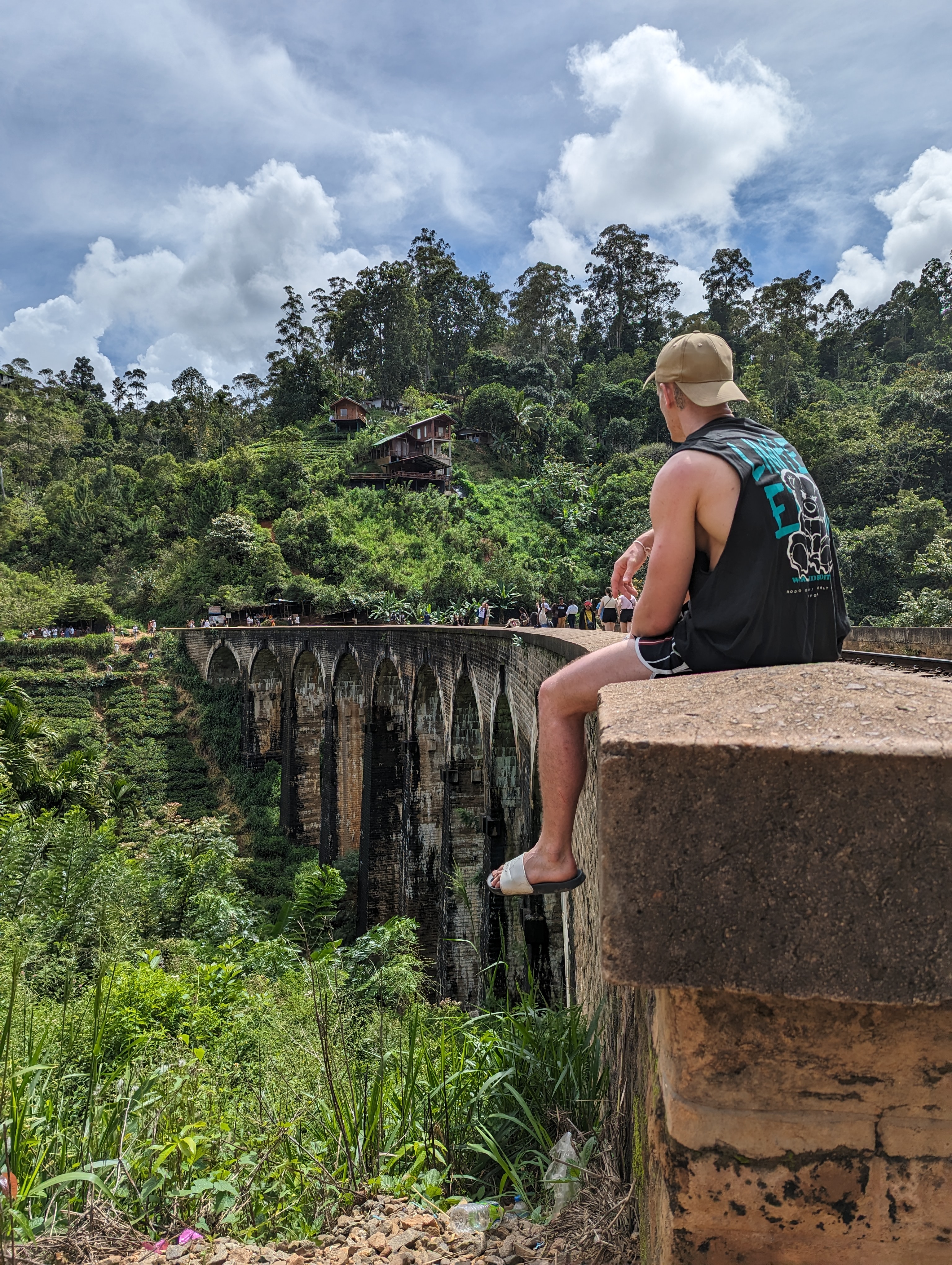 9 Arches Bridge in Ella, Sri Lanka.