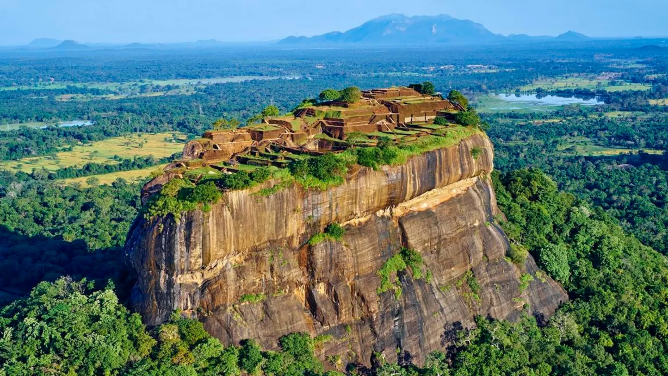 2026 Travel Trends & Practical Tips