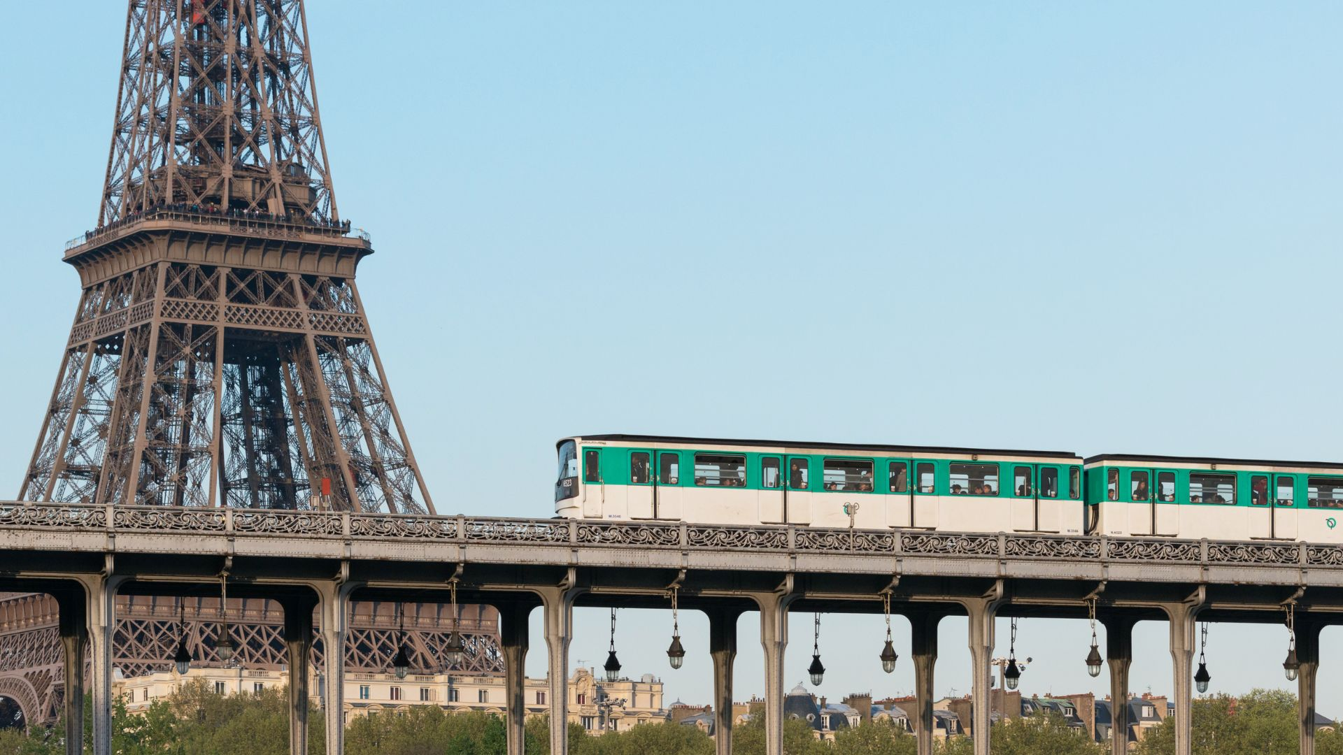 How to Plan Perfect Day Trips from Paris by Train