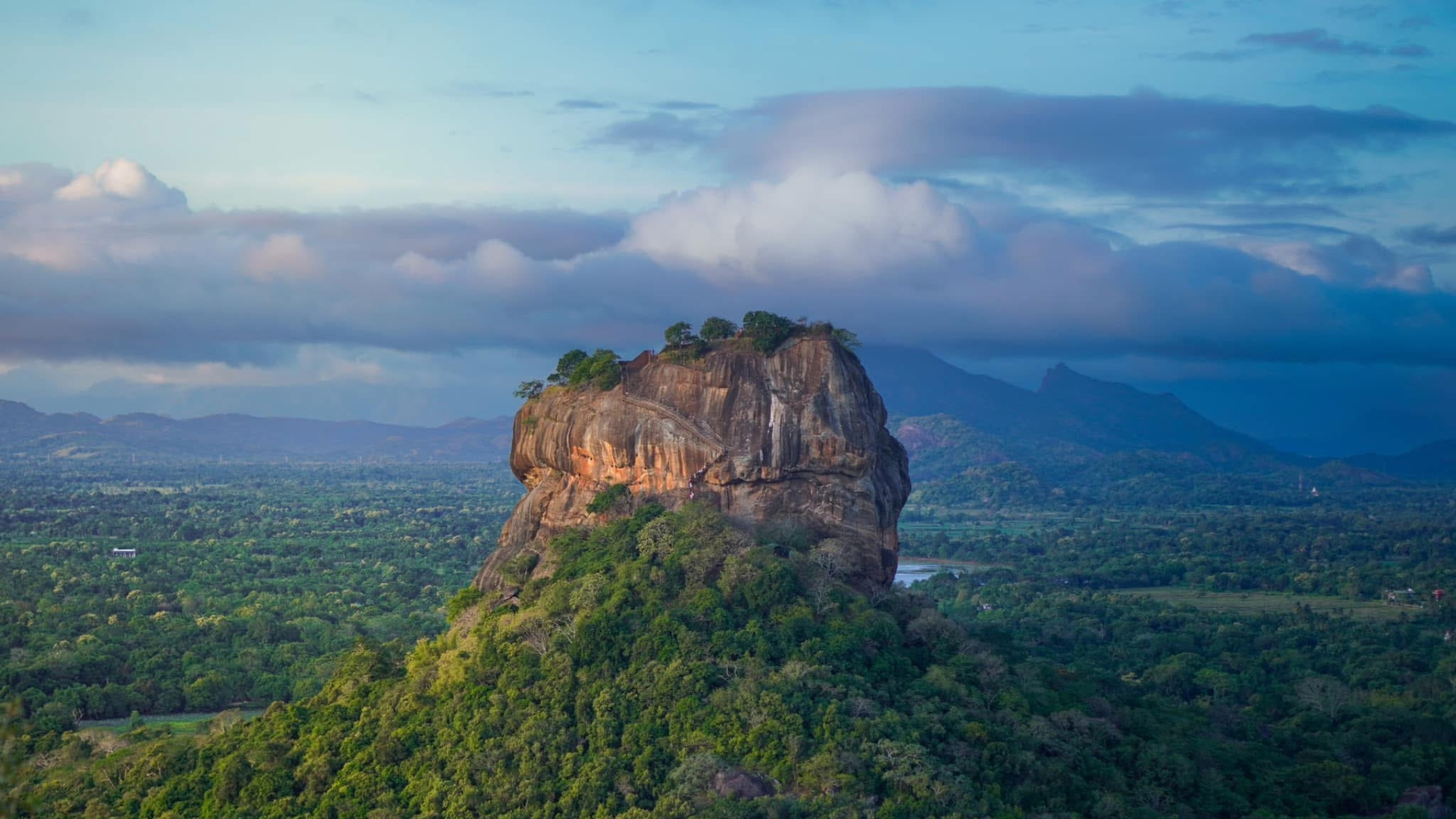 Pidurangala Rock
