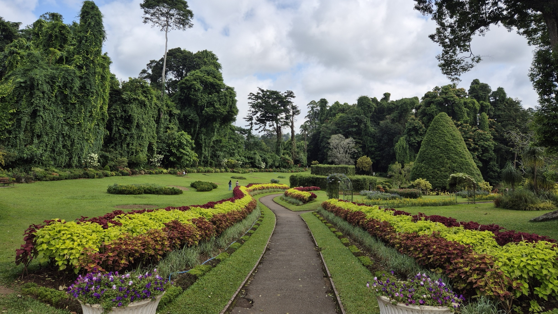 Royal Botanic Gardens